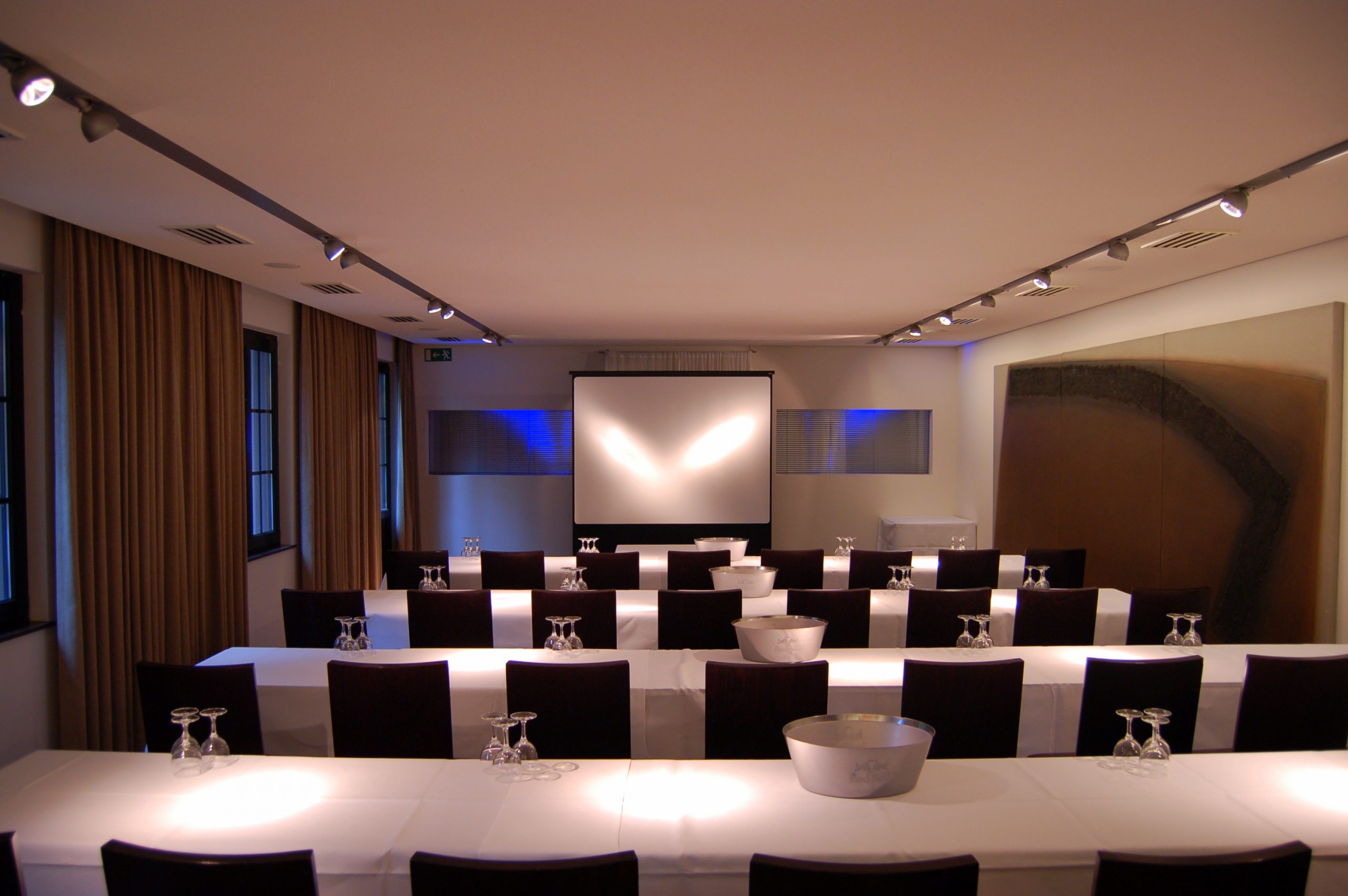 Artroom mit Tagungsbestuhulung